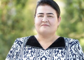 То беморе ҳаст, табибе осуда нест